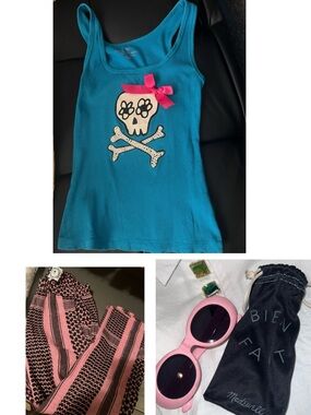 😍3for1 Price🥰Victoria's Secret Turquoise Top w sparkling Skull & Pink Bow